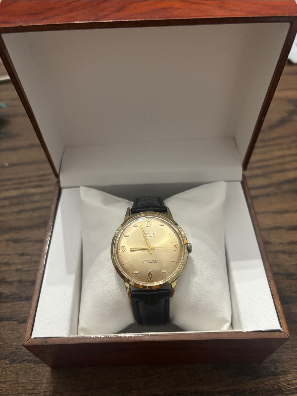 Vintage Gruen Precision 17 Jewels Automatic 730 SS Serviced
